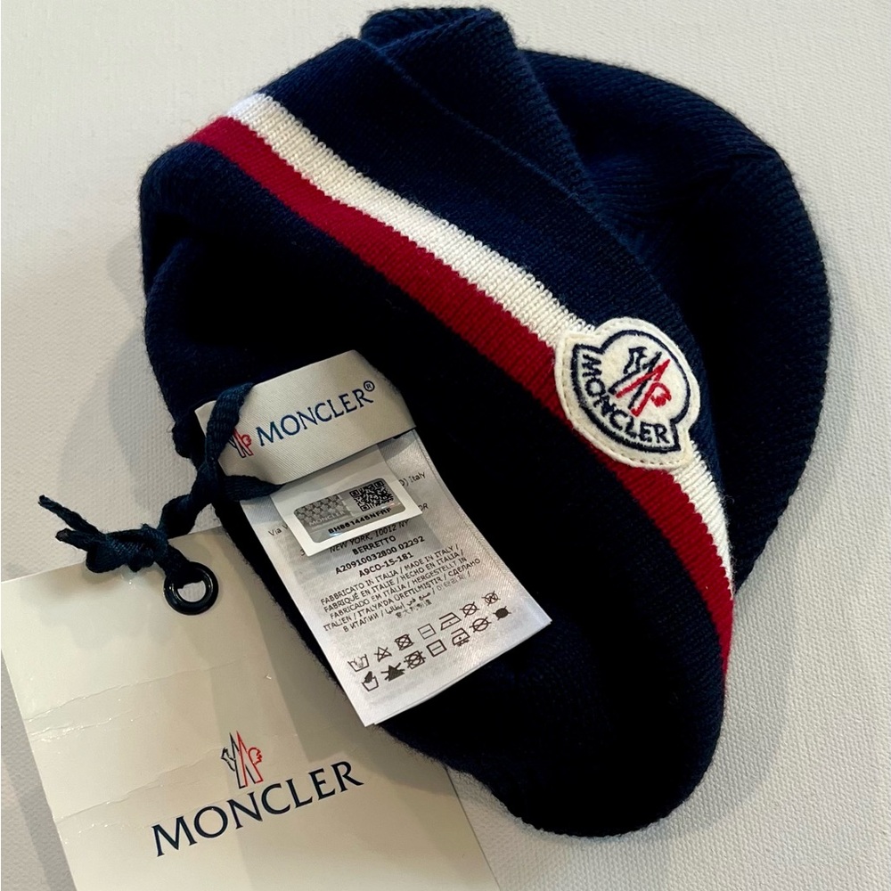 Moncler NWT Navy Beanie Tri Color 100% Virgin Wool - Picture 4 of 5